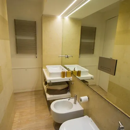 Pelliccia 11 Trastevere Penthouse * روما